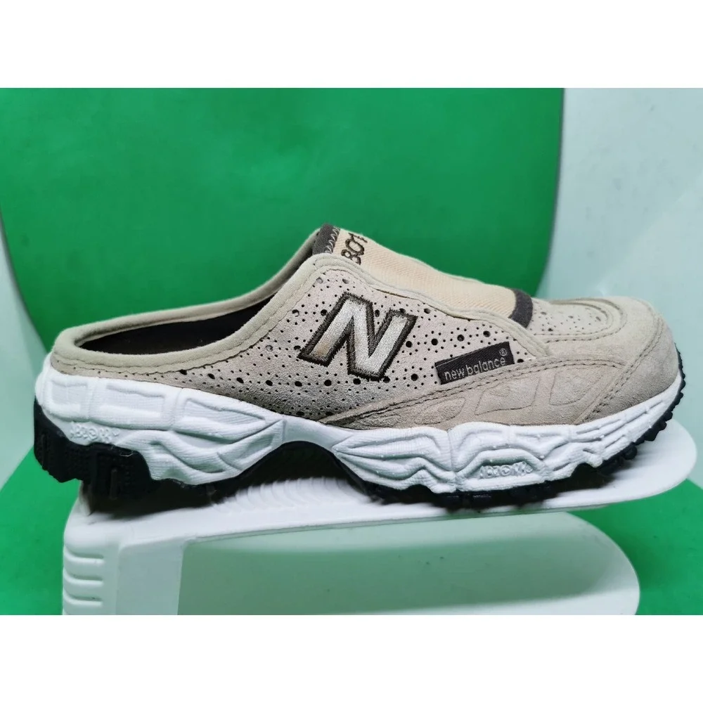 New Balance 801 Slip On All Terrain Beige Suede Leather Shoes Size 6.5 D W801FC